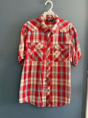 The North Face Men's Red Plaid Short Sleeve Western Snap Front Shirt Size S